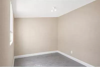 737 E 47th Street, Los Angeles, CA 90011 - Photo 29