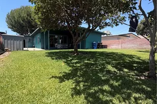 10445 Rose Hedge Dr, Whittier, CA 90606 - Photo 15