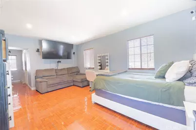 1083 E E Street, Ontario, CA 91764 - Photo 5