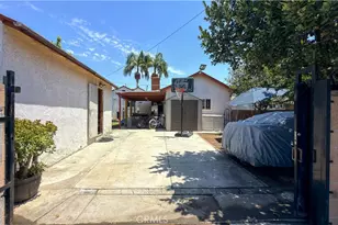 10239 Garfield, South Gate, CA 90280 - Photo 27