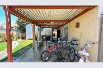 10239 Garfield, South Gate, CA 90280 - Photo 23