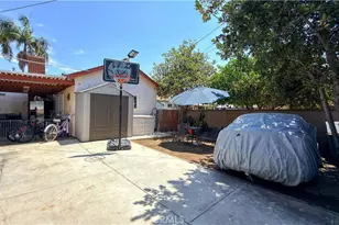 10239 Garfield, South Gate, CA 90280 - Photo 25