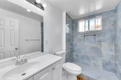 1345 W 124th, Los Angeles, CA 90044 - Photo 29