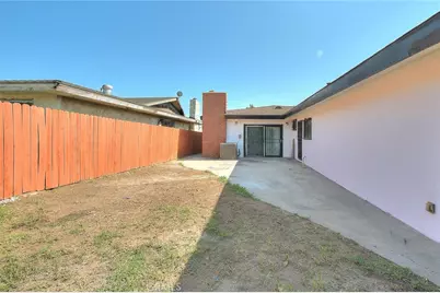 1345 W 124th, Los Angeles, CA 90044 - Photo 27