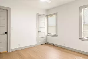 1132 W 56th, Los Angeles, CA 90037 - Photo 21