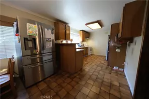 953 S Hollins St, Los Angeles, CA 90023 - Photo 9
