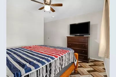15393 Holly Drive, Fontana, CA 92335 - Photo 13
