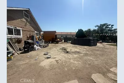 1087 W 9th, San Bernardino, CA 92411 - Photo 17