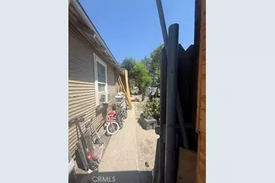 1087 W 9th, San Bernardino, CA 92411 - Photo 51