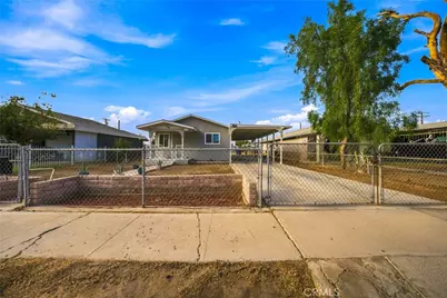 219 E Brighton, El Centro, CA 92243 - Photo 31