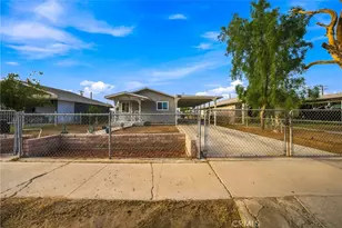 219 E Brighton, El Centro, CA 92243 - Photo 31