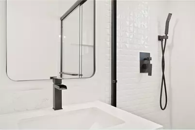 925 W 84th, Los Angeles, CA 90044 - Photo 37