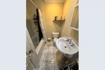 8903 S Denker, Los Angeles, CA 90047 - Photo 7