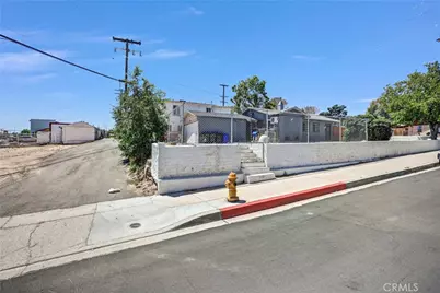 16853 Forrest, Victorville, CA 92395 - Photo 3