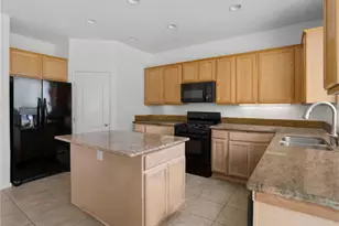 3854 Bluff, Perris, CA 92571 - Photo 5