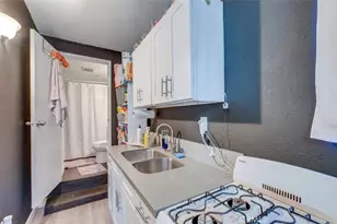 10347 Kalmia St, Los Angeles, CA 90002 - Photo 27