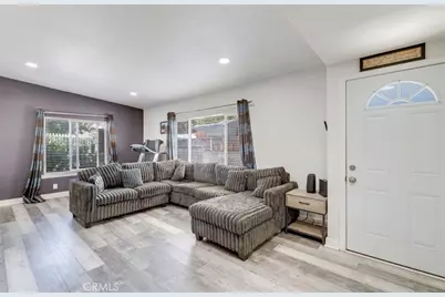 10347 Kalmia Street, Los Angeles, CA 90002 - Photo 7