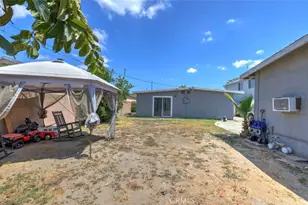 10347 Kalmia St, Los Angeles, CA 90002 - Photo 31