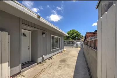 10347 Kalmia Street, Los Angeles, CA 90002 - Photo 5