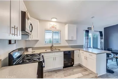 10347 Kalmia Street, Los Angeles, CA 90002 - Photo 11