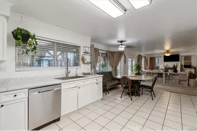 42252 Blueflax, Lancaster, CA 93536 - Photo 17