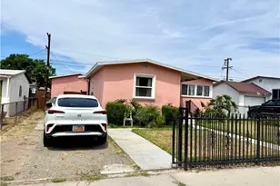 823 E 102nd, Los Angeles, CA 90002 - Photo 23