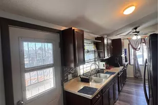 15325 F#16 Orange, Paramount, CA 90723 - Photo 11