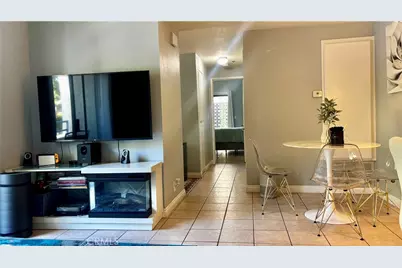 720 W 4th #114, Long Beach, CA 90802 - Photo 5
