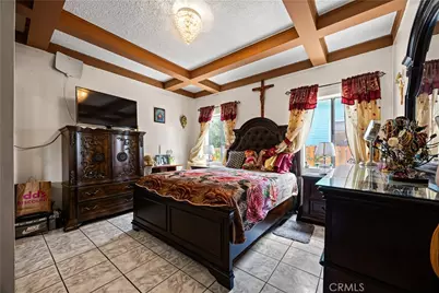707 W 49th Street, Los Angeles, CA 90037 - Photo 7