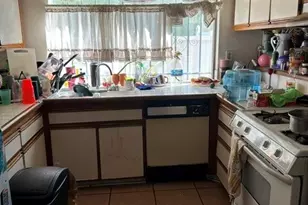 705 Matthisen Cir, Compton, CA 90220 - Photo 9