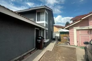 705 Matthisen Cir, Compton, CA 90220 - Photo 5