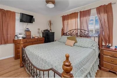 394 S Eucalyptus, Rialto, CA 92376 - Photo 23