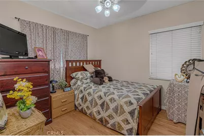 394 S Eucalyptus, Rialto, CA 92376 - Photo 25