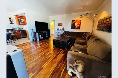 230 Linden Avenue #504, Long Beach, CA 90802 - Photo 3