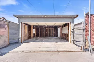 1438 S Woods, Los Angeles, CA 90022 - Photo 37