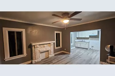 535 W 54th St, Los Angeles, CA 90037 - Photo 5