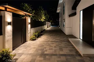 5509 Oakdale, Woodland Hills, CA 91364 - Photo 35