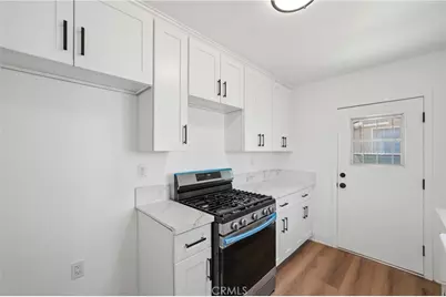 2114 N Bahama Avenue, Los Angeles, CA 90059 - Photo 3
