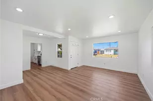 2114 N Bahama Ave, Los Angeles, CA 90059 - Photo 5