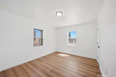 2114 N Bahama Avenue, Los Angeles, CA 90059 - Photo 9