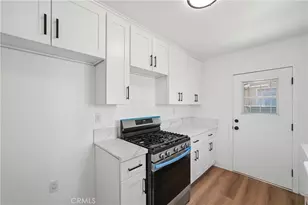 2114 N Bahama Ave, Los Angeles, CA 90059 - Photo 3