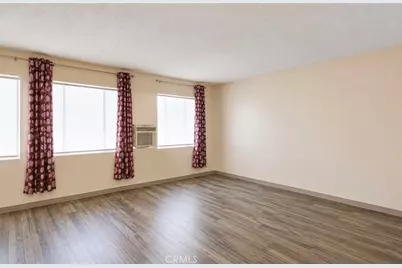 921 Pacific Avenue #10, Long Beach, CA 90813 - Photo 9