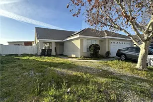43525 Palos Way, Lancaster, CA 93535 - Photo 1