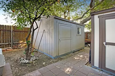 404 N Vinedo Avenue, Pasadena, CA 91107 - Photo 23