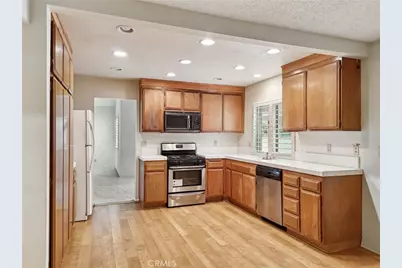 2279 Wisteria Avenue, Upland, CA 91784 - Photo 17