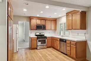 2279 Wisteria Ave, Upland, CA 91784 - Photo 17
