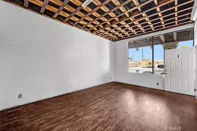 15514 Paramount, Paramount, CA 90723 - Photo 7