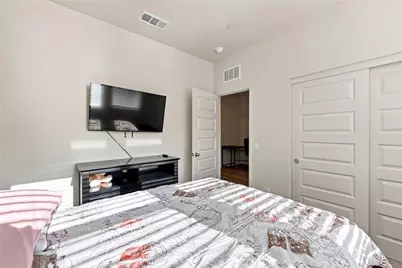 211 N Vincent Avenue, West Covina, CA 91790 - Photo 17