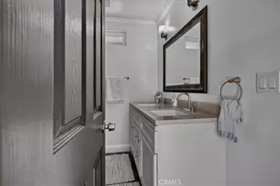 6754 S Garth, Los Angeles, CA 90056 - Photo 35