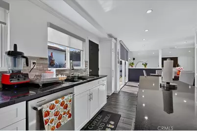 6754 S Garth, Los Angeles, CA 90056 - Photo 13